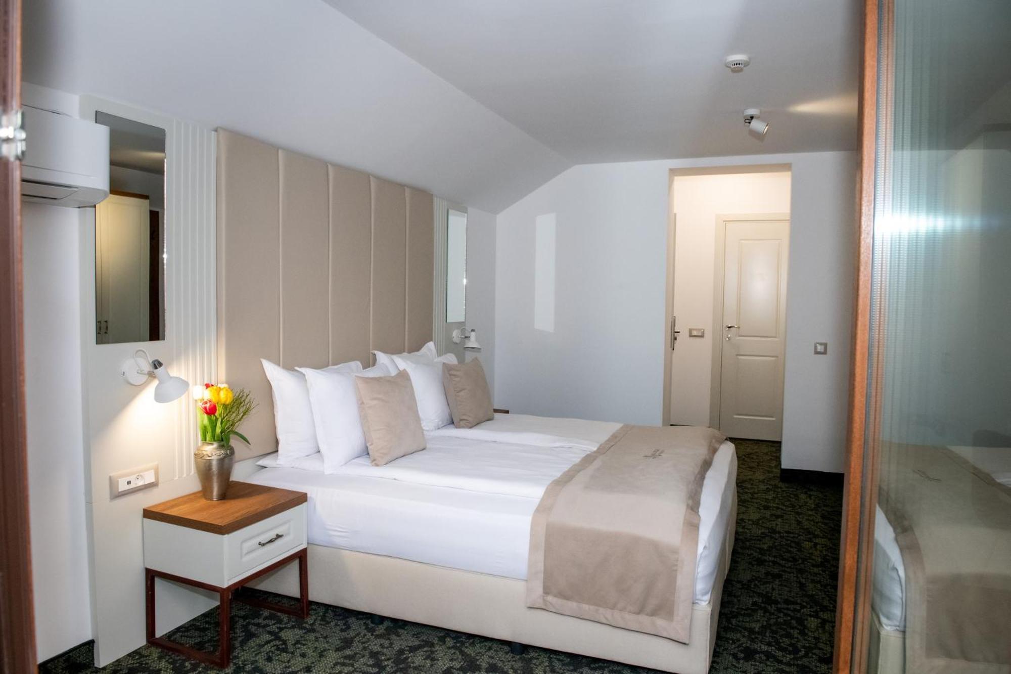 Agora' Boutique Hotel Sofia Eksteriør billede