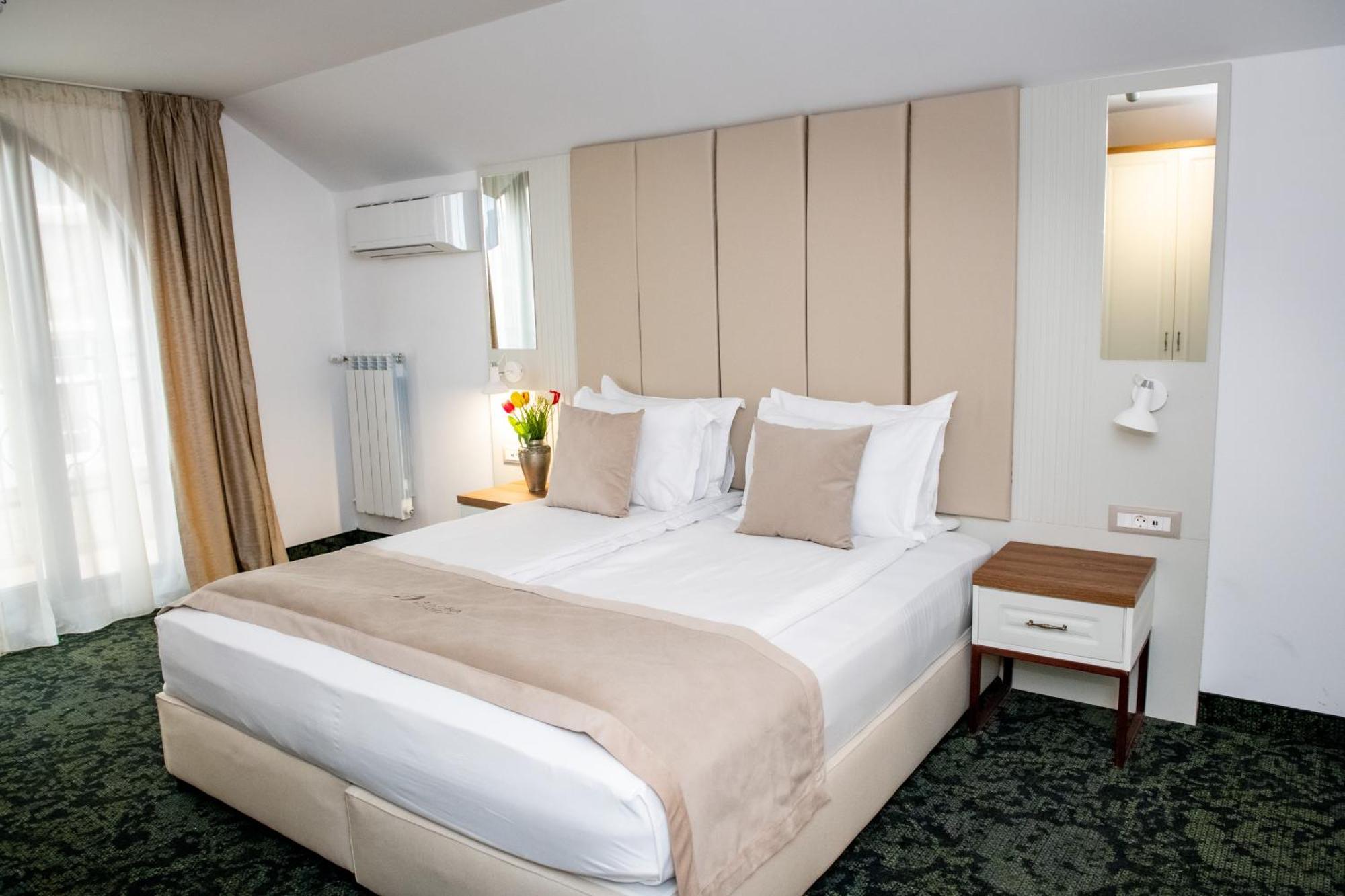 Agora' Boutique Hotel Sofia Eksteriør billede
